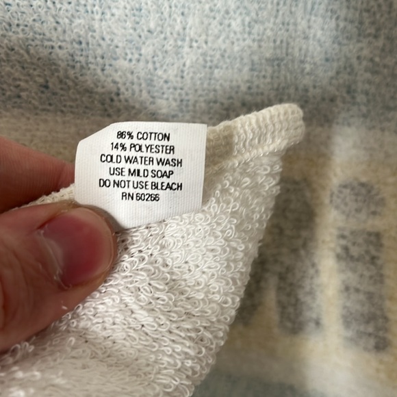 Nikon Bath Towel 18x11 inches - Picture 4 of 4